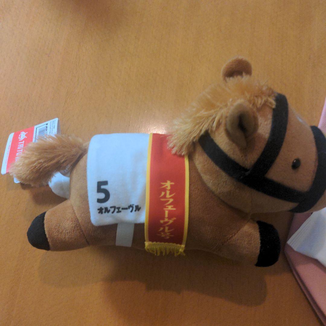 JRA ノベルティグッズとクレーンゲームの景品 アイドルホース