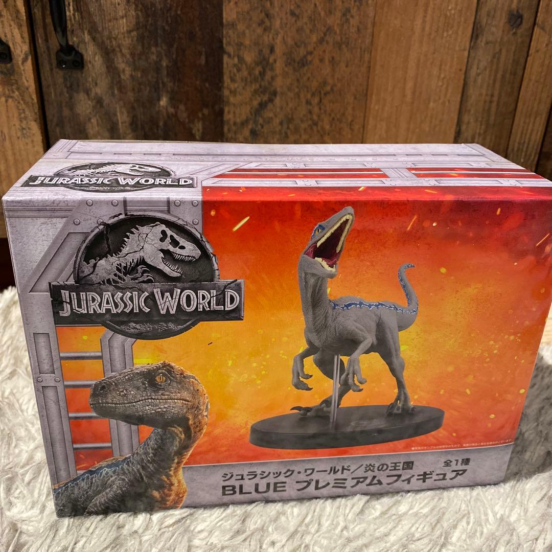 ジュラシックワールド 炎の王国 ブルー プレミアムフィギュア - メルカリ