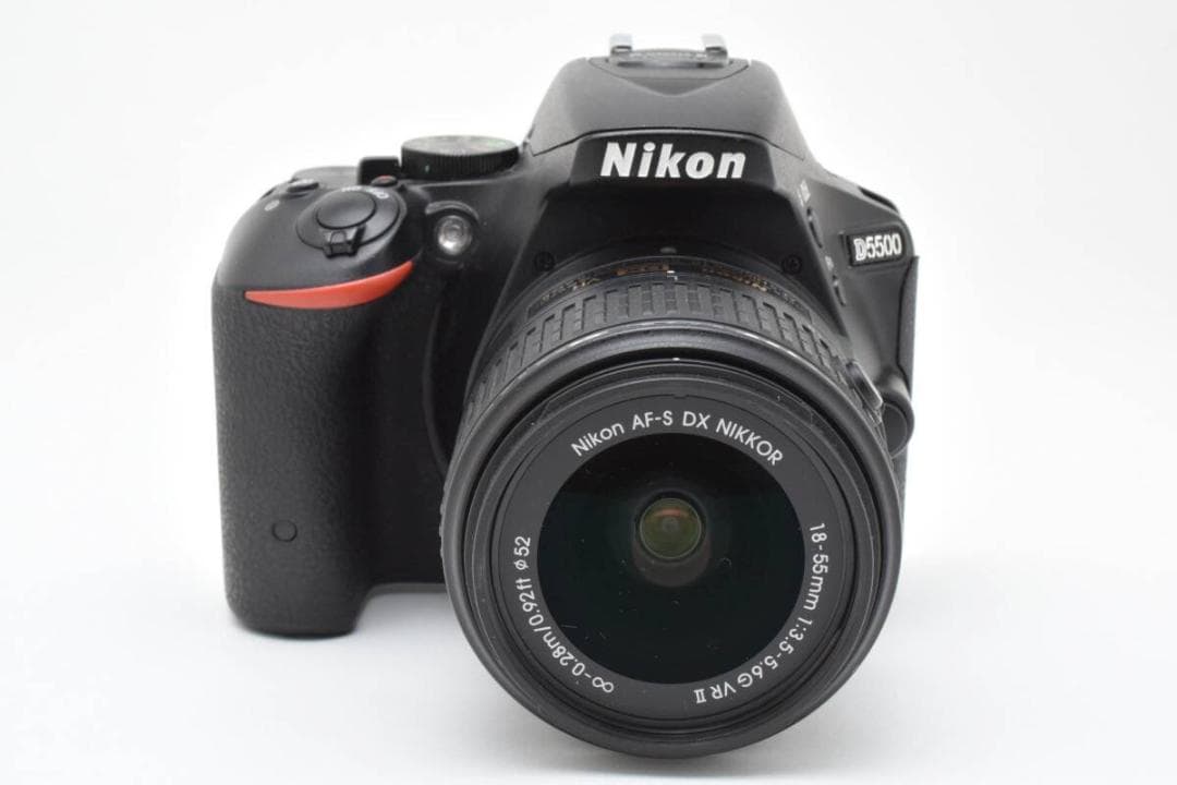 ■ 美品 ■ ニコン　Nikon D5500 標準レンズキット《S数8700枚》