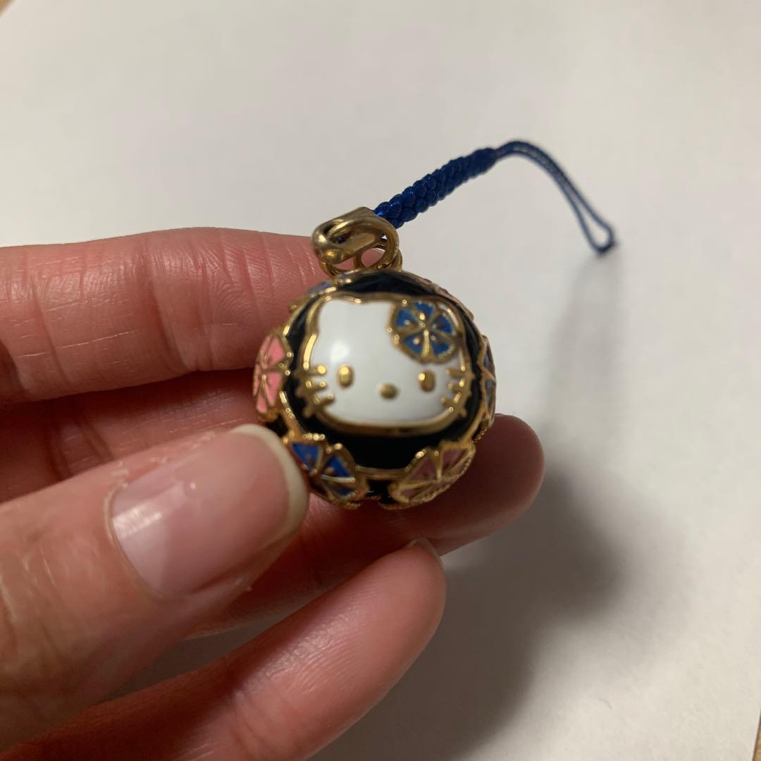 ハローキティ 根付けストラップ 花鈴 - メルカリ