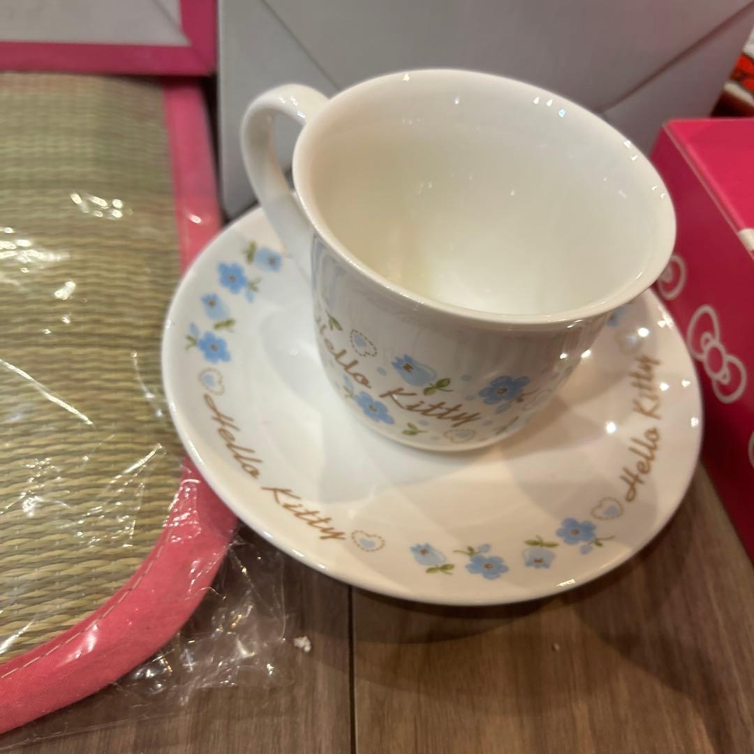 ハローキティ 食器 まとめ売り 10点以上 未使用 コップ 皿 ボウル