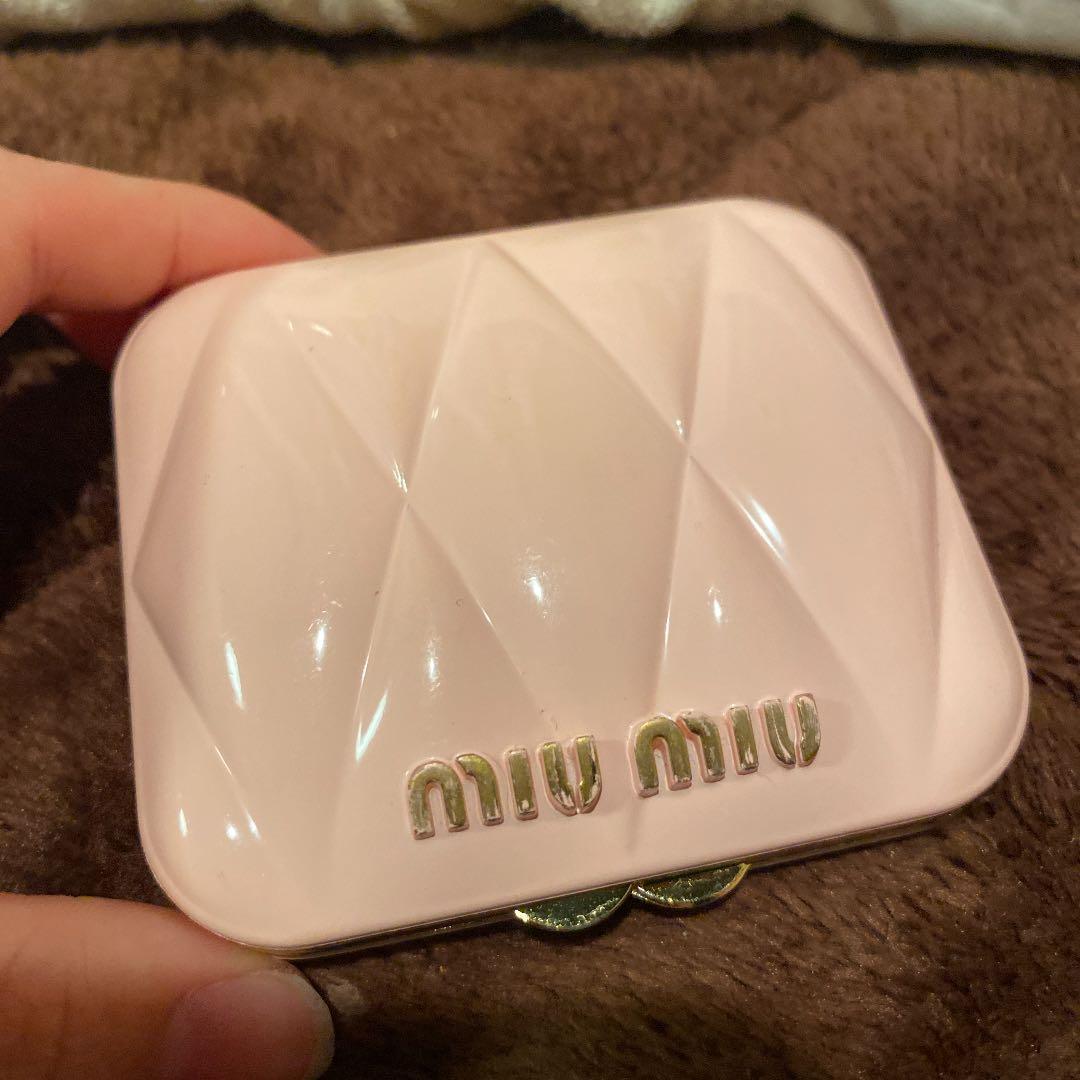 ♡miumiu♡ コンパクトミラー ピンク - メルカリ