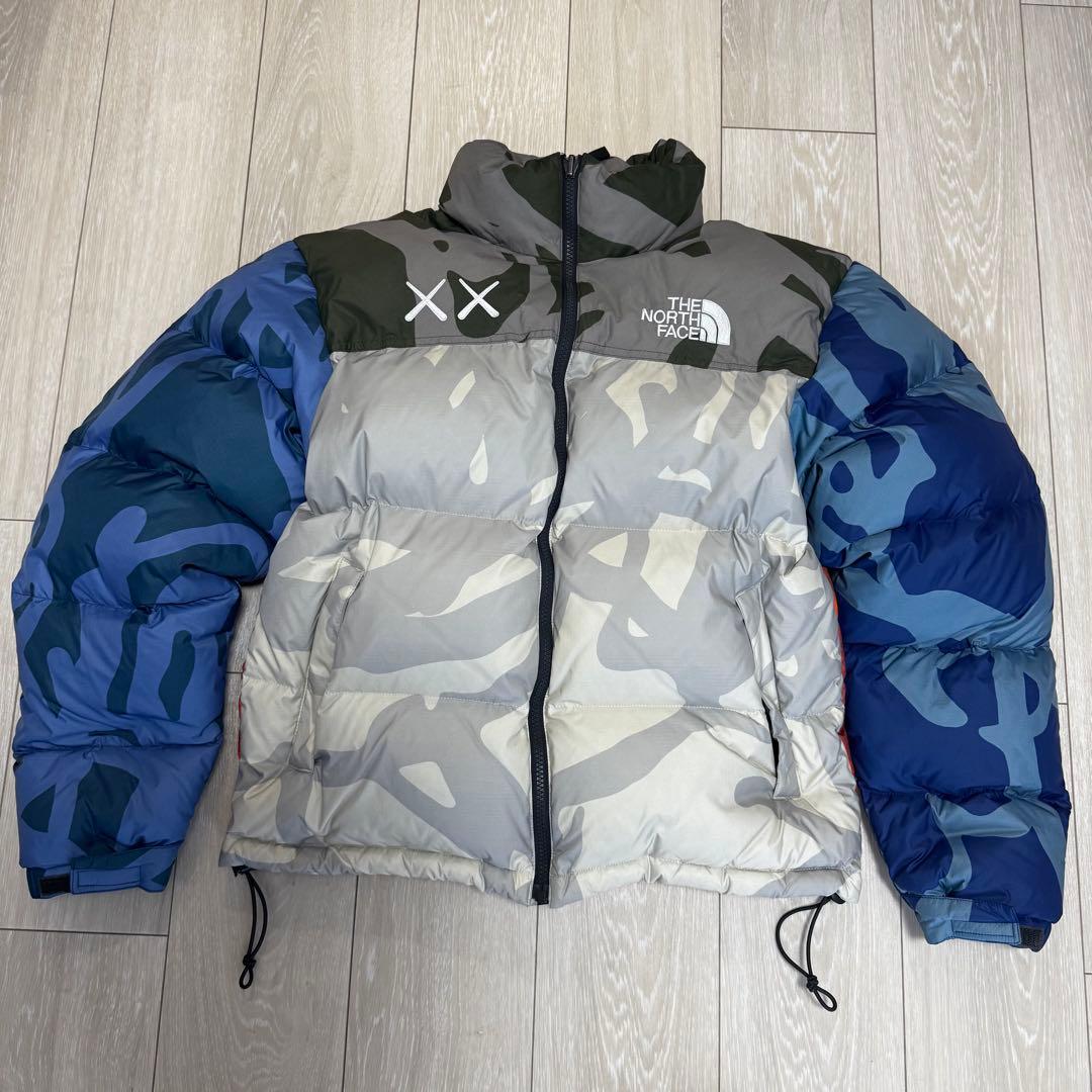 KAWS×ヌプシ Sサイズ KAWS The North Face Retro 1996 Nuptse Jacket カウズ ヌプシ (THE