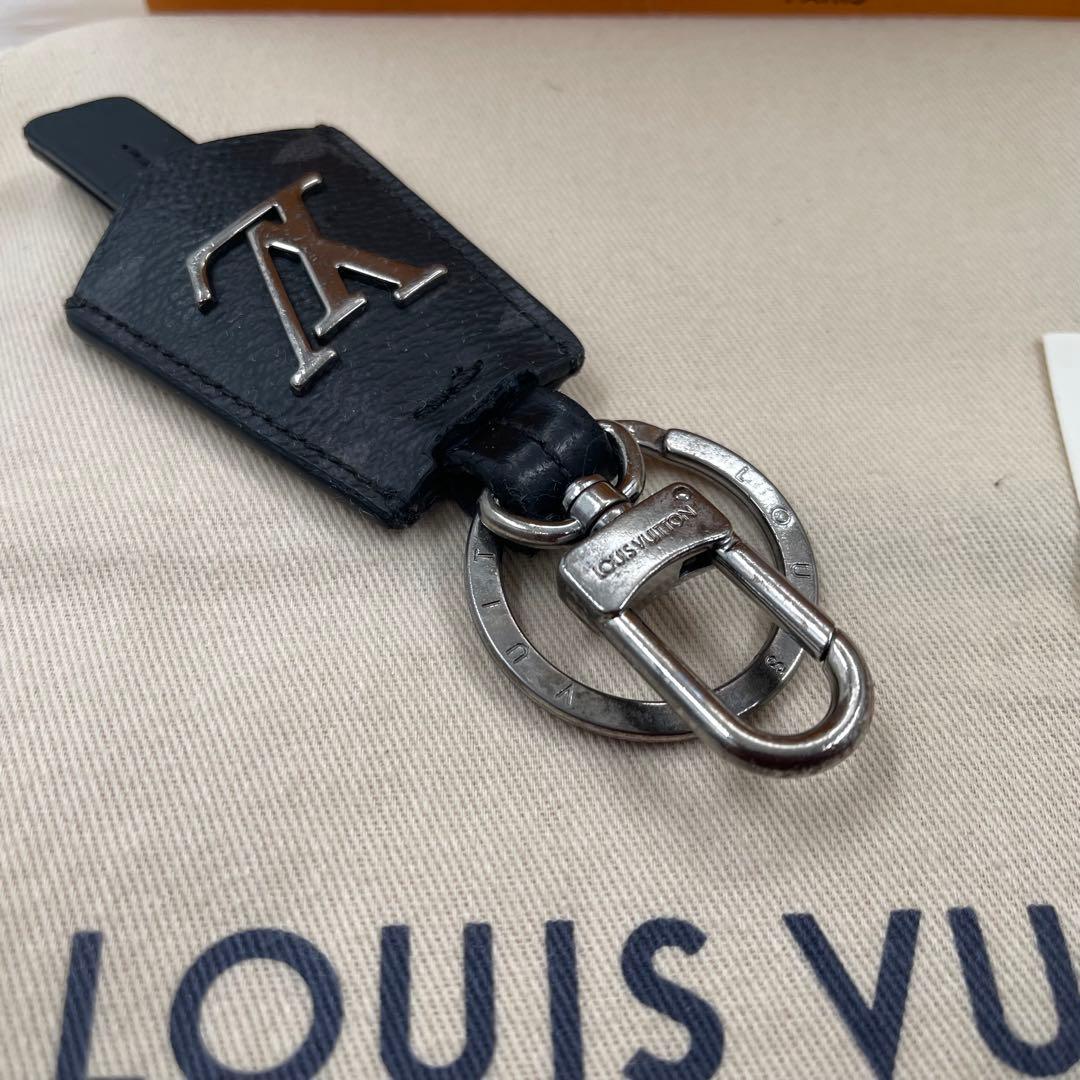 ルイヴィトン キーホルダー キーリング クロッシュ クレ チャーム 750