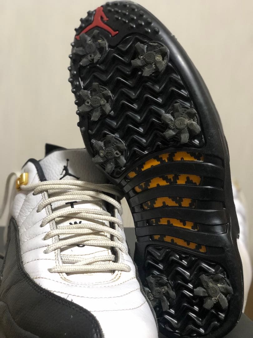 ナイキ エアジョーダン 12 ロー ゴルフ “タクシー”