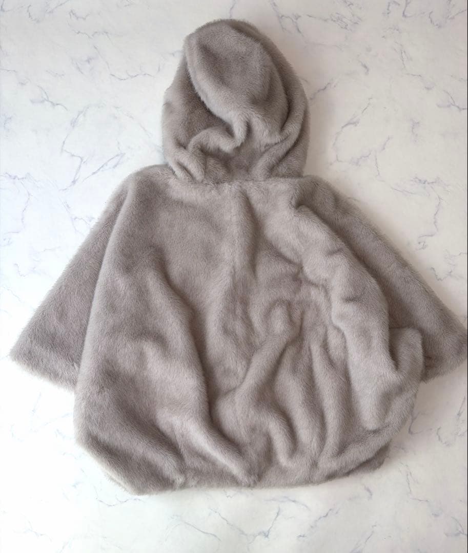 極美品 Vin エコファー フード付きケープコート グレージュ