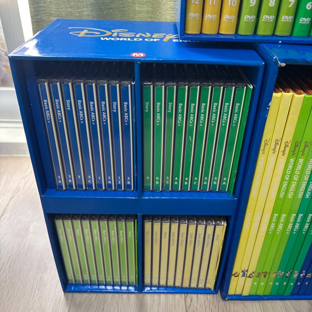 DWE ディズニー英語システム Basic ABCs+ DVD - メルカリ