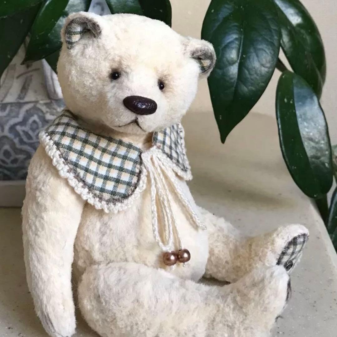 優しいくまちゃん テディベア 海外作家様 ぬいぐるみ ハンドメイド 熊