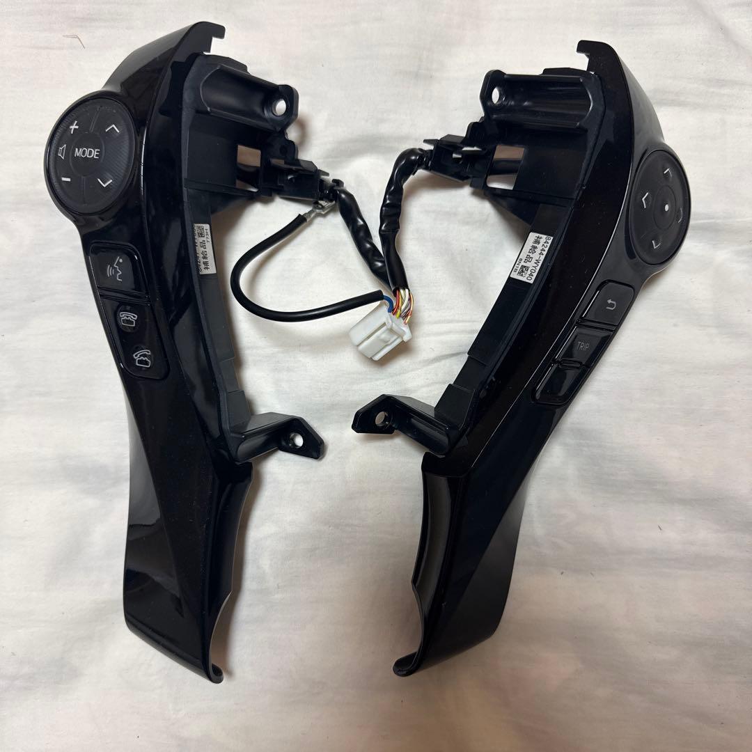 トヨタ　純正　プリウスα G's GR ステアリングスイッチ ブラック Amazon | TOYOTA トヨタ純正 40系 プリウスα G's用 ステアリング