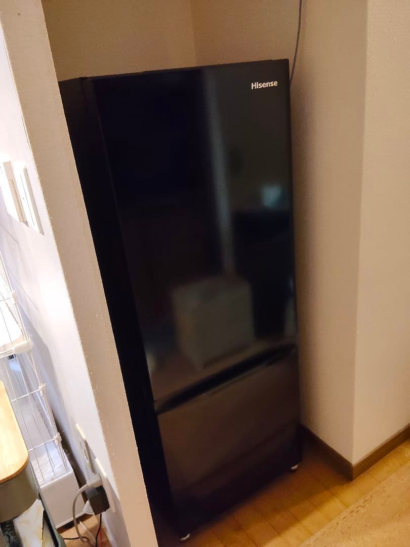 Hisense 冷蔵庫 2024年式　2025年3月購入 冷凍冷蔵庫 ブラック HR-GC360KB [幅59.9cm /358L /3ドア /右開き