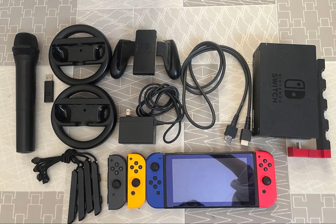 任天堂　Switch 豪華セット Nintendo Switch 「Nintendo EL 4点セット」スイッチ 本体 セット