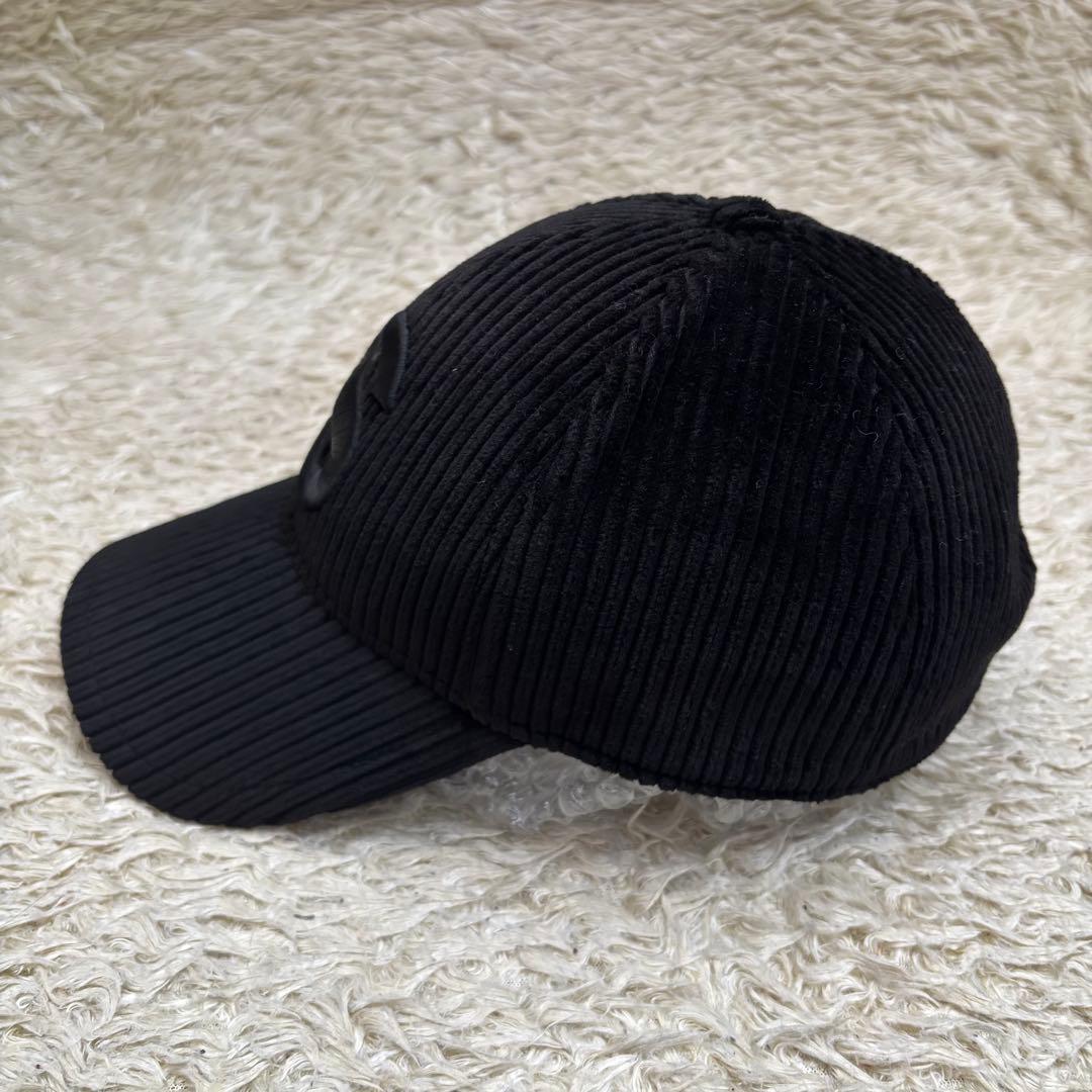 Sacai (サカイ) AW24 ロゴ刺繍 コーデュロイキャップ ブラック - メルカリ