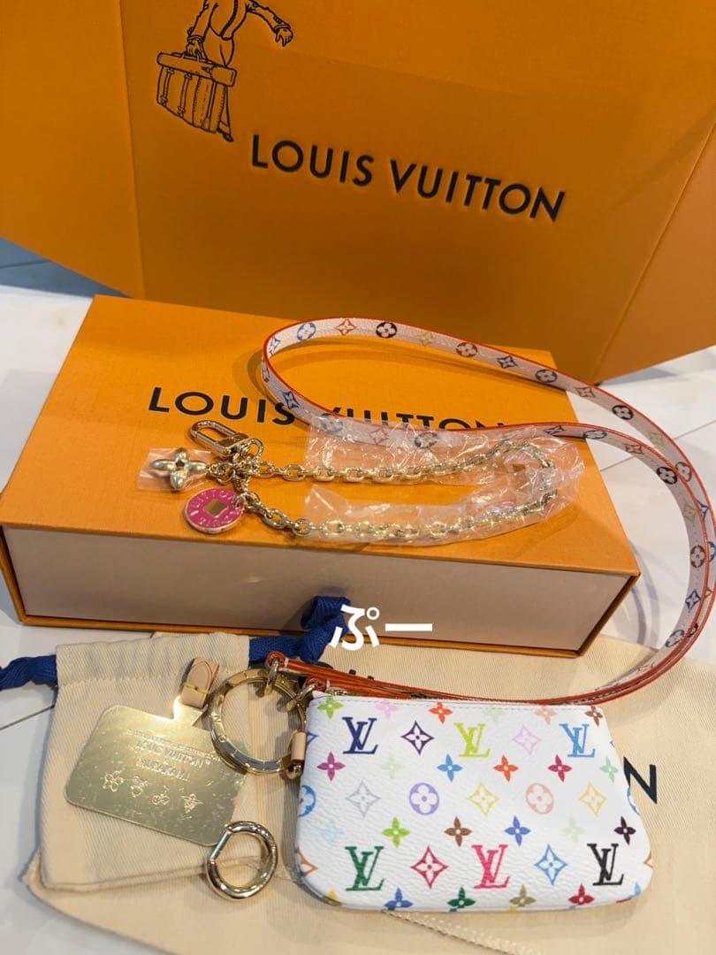 ルイヴィトン　村上隆　スマホショルダーバック　新品未使用品！ コンケース付き！】ルイヴィトン×村上隆 フォンストラップ (Louis