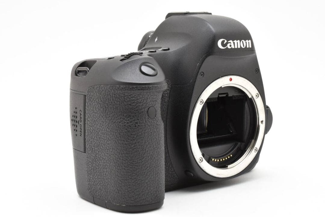 ■ 美品 ■ キャノン　Canon EOS 6D ボディ 《S数 15060回》