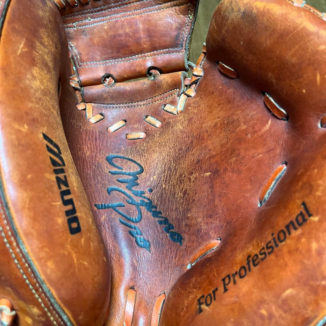 タ*ー様 元中日ドラゴンズ中村武志実使用グローブ✨プロ支給品