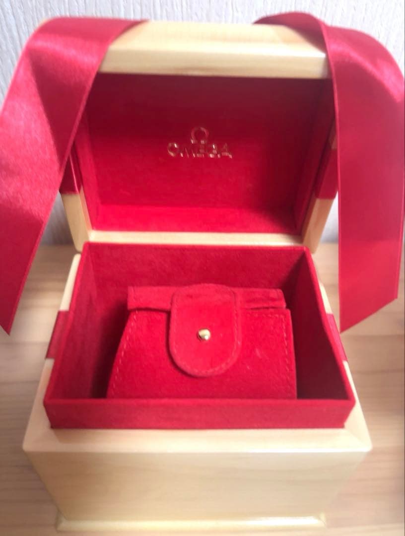 OMEGA ギフトボックス 木製 お 手頃 価格