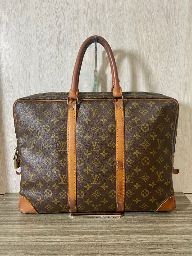ルイヴィトン　モノグラム ポルトドキュマン　ヴォワヤージュ ビジネスバッグ　茶色 ルイヴィトン モノグラム ポルトドキュマン・ヴォワヤージュ ビジネス