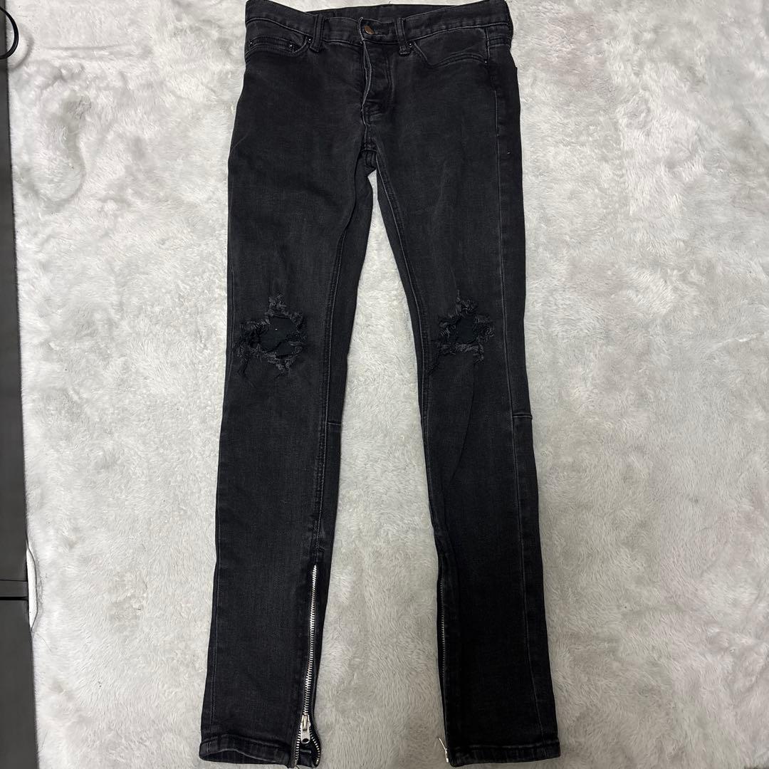 mnml ブラックスキニージーンズ 30サイズ - メルカリ