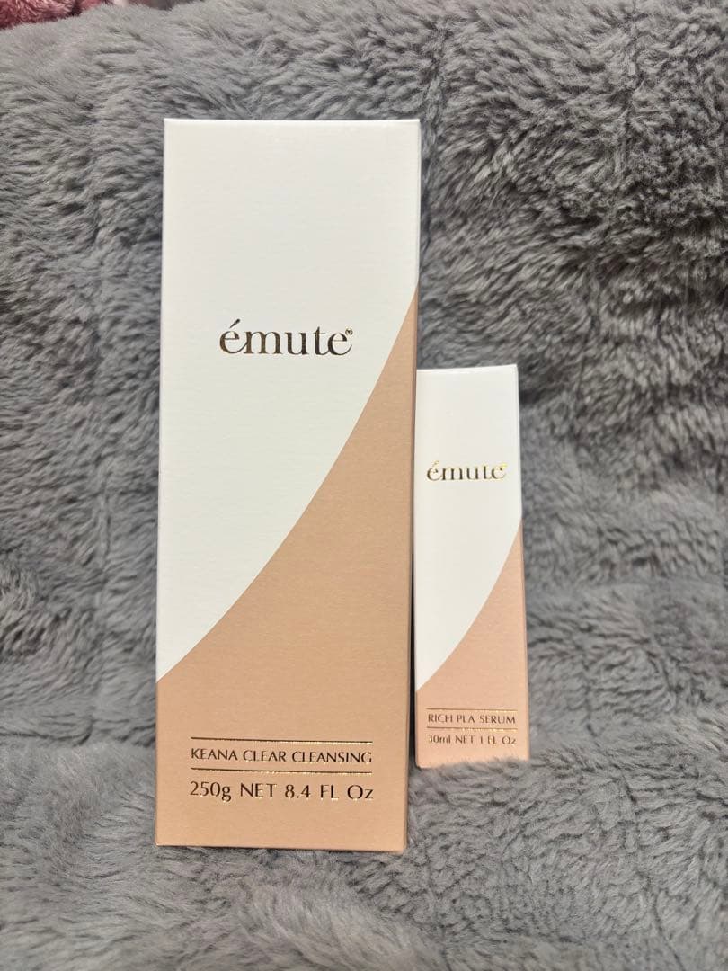 エミューテクレンジング エミューテ美容液 エミューテリッチプラセラム