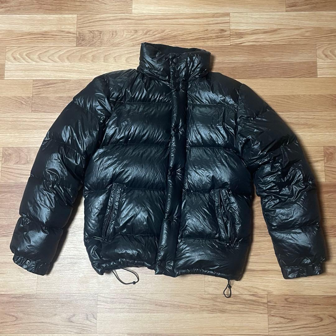 ブラック ダウンジャケット 黒 短丈 ヌプシ ファーストダウン ビームス