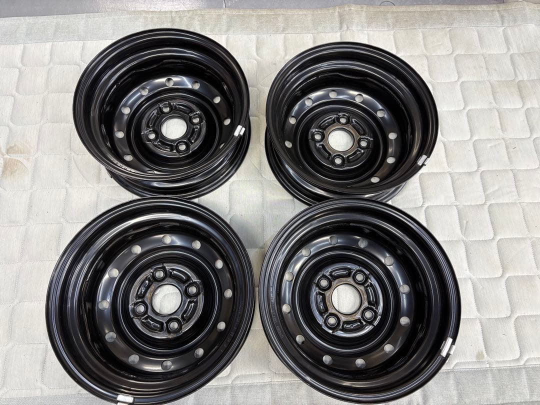 エリンギ様専用 スズキエブリーバン純正ホイールカバーとスチール