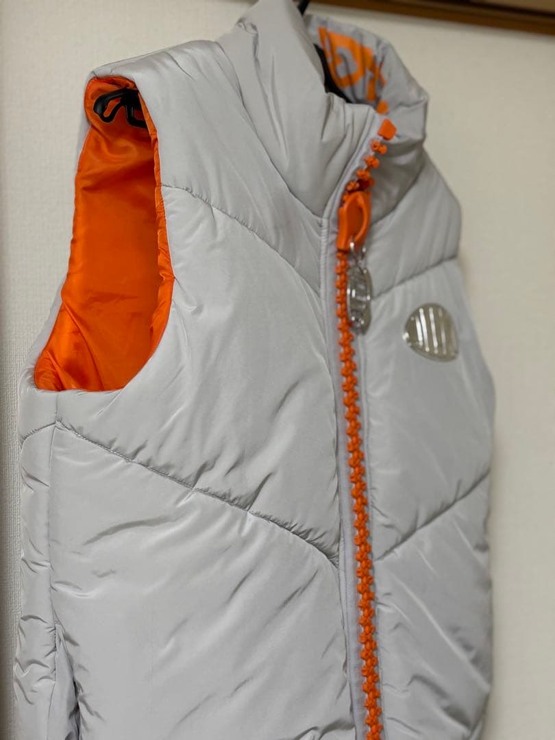 ZR様専用】VAUNDY ダウンベスト - メルカリ