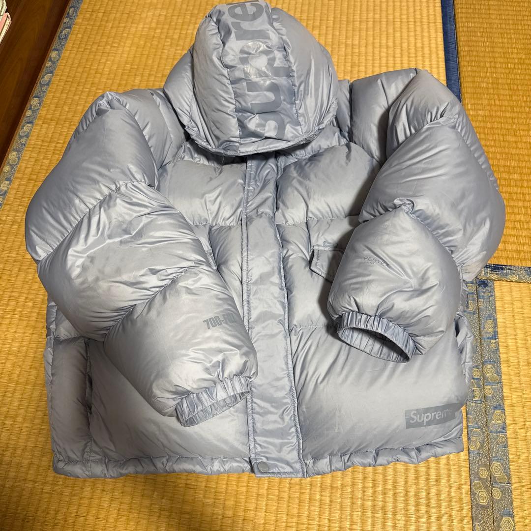 Supreme フード付きダウンジャケット ライトブルー - メルカリ