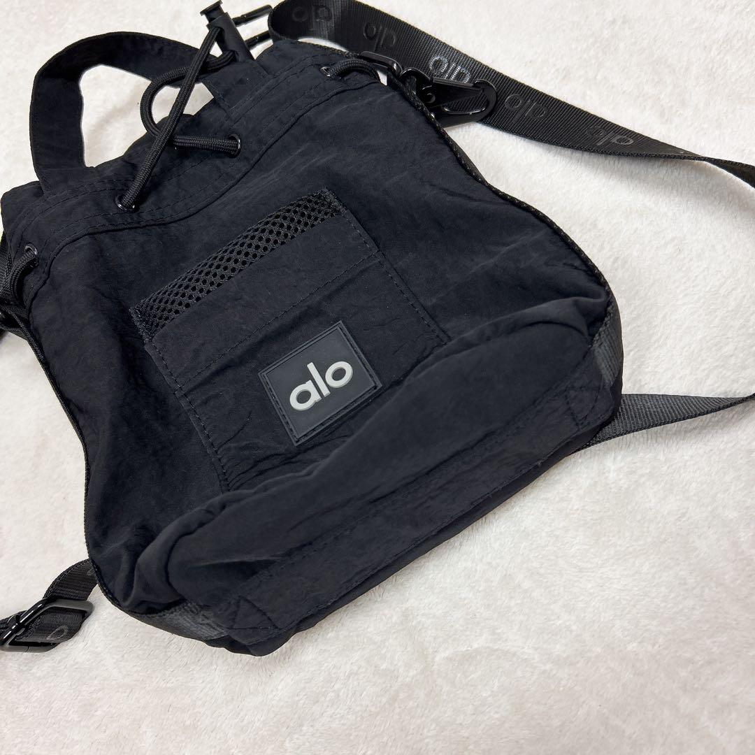 アローヨガ alo Yoga ショルダーバッグ ポーチ バケットバッグ - メルカリ