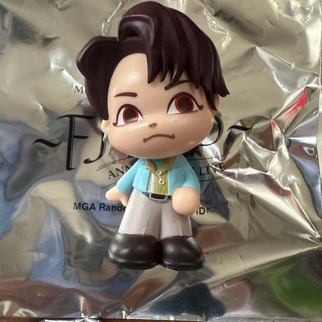 FJORD Mrs.GREENAPPLE 若井滉斗 コンプ フィギュア 缶バッチ - メルカリ