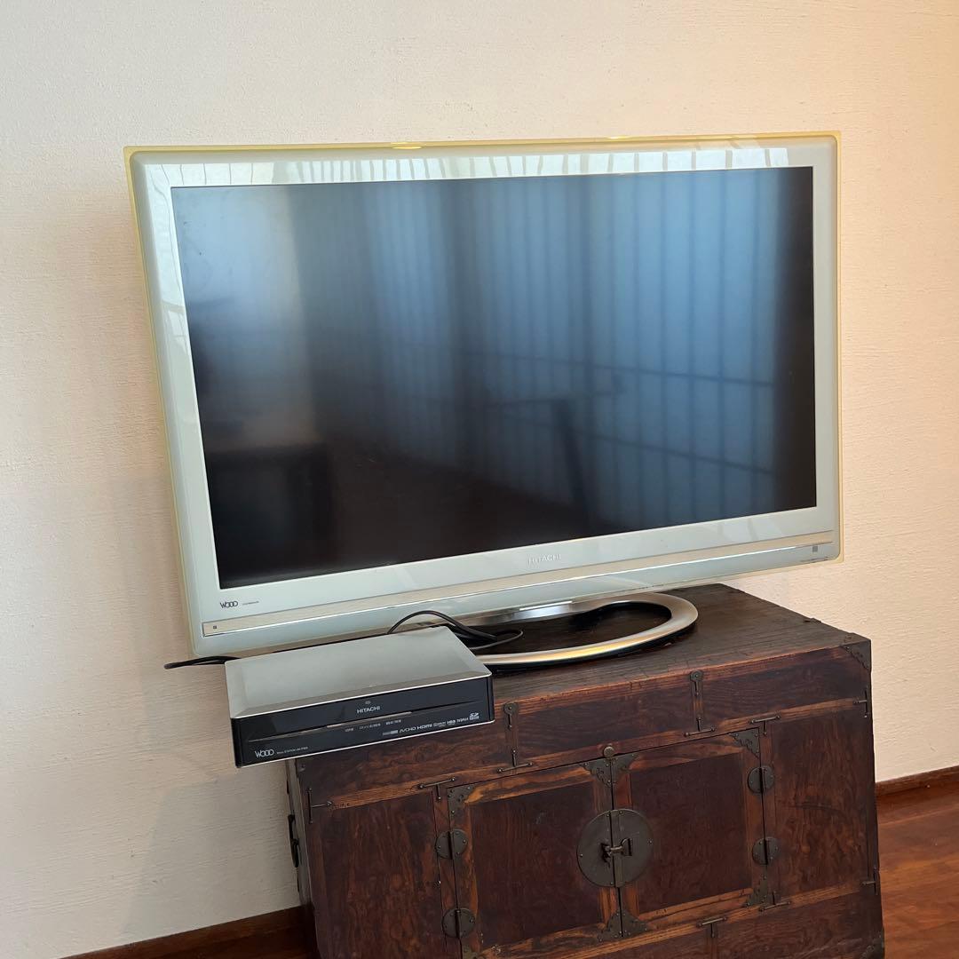 日立TV wooo UT42 HDD250GB内蔵,スタンド2種,壁掛けユニット