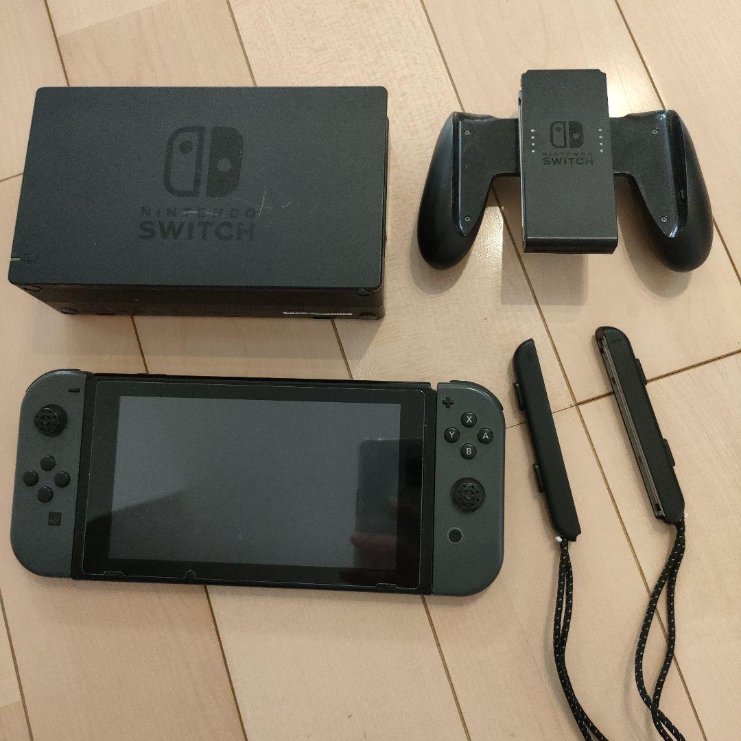 任天堂スイッチ　Switch　グレー　本体　コントローラー Amazon.co.jp: Nintendo Switch 本体 (ニンテンドースイッチ) Joy-Con