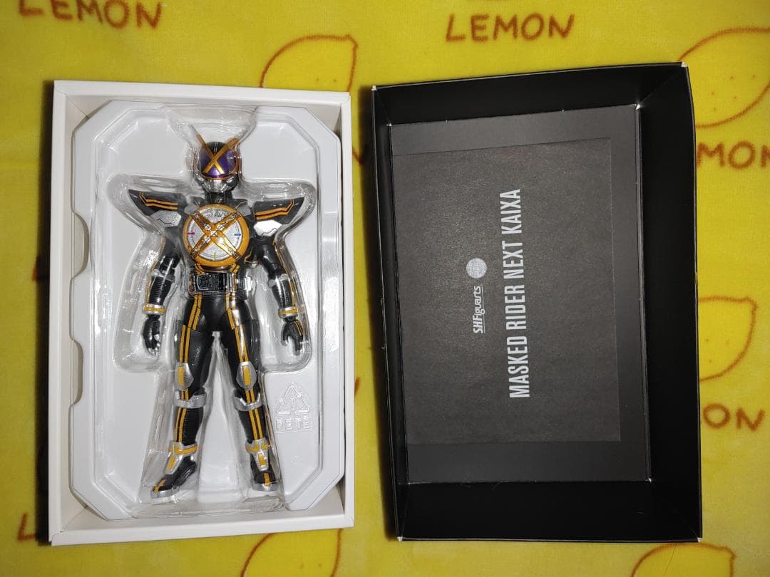 S.H.Figuarts 真骨彫製法 仮面ライダーネクストカイザ