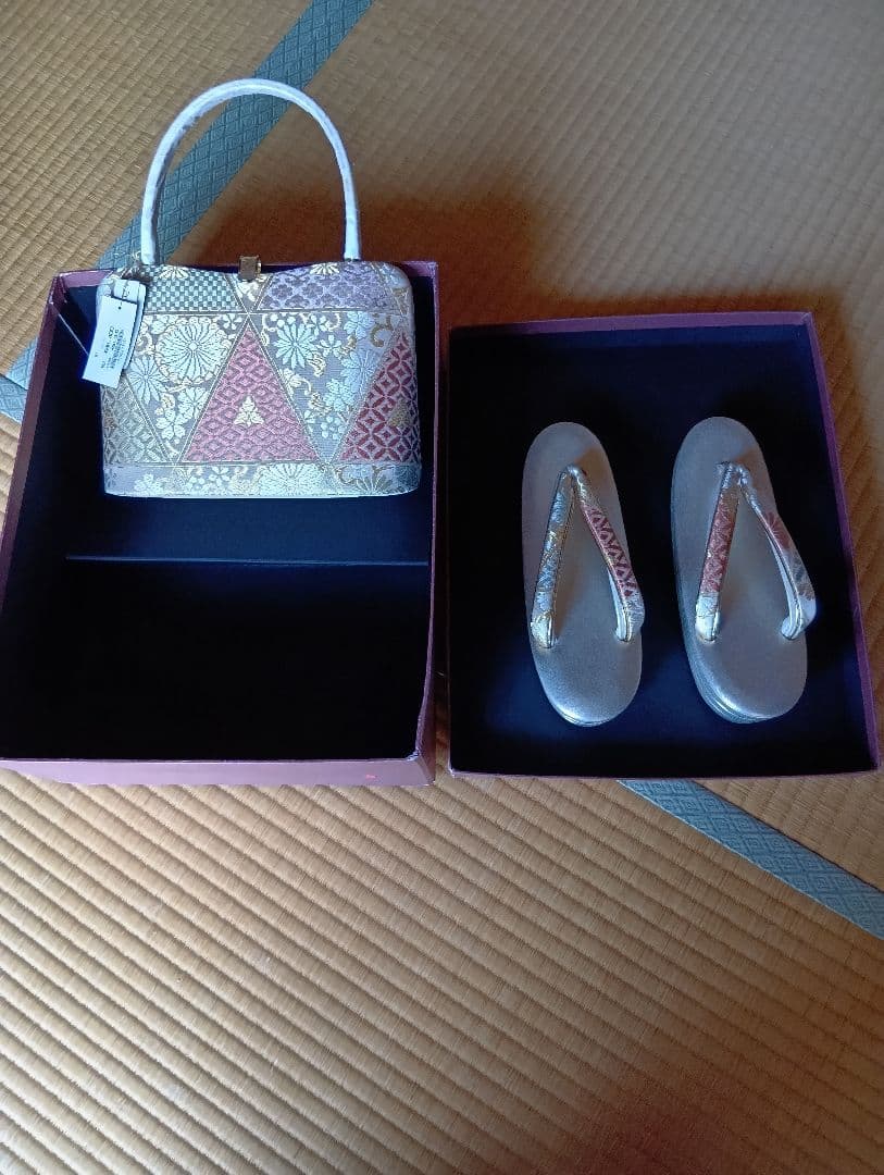 高級特選草履バックセット正絹帯地。