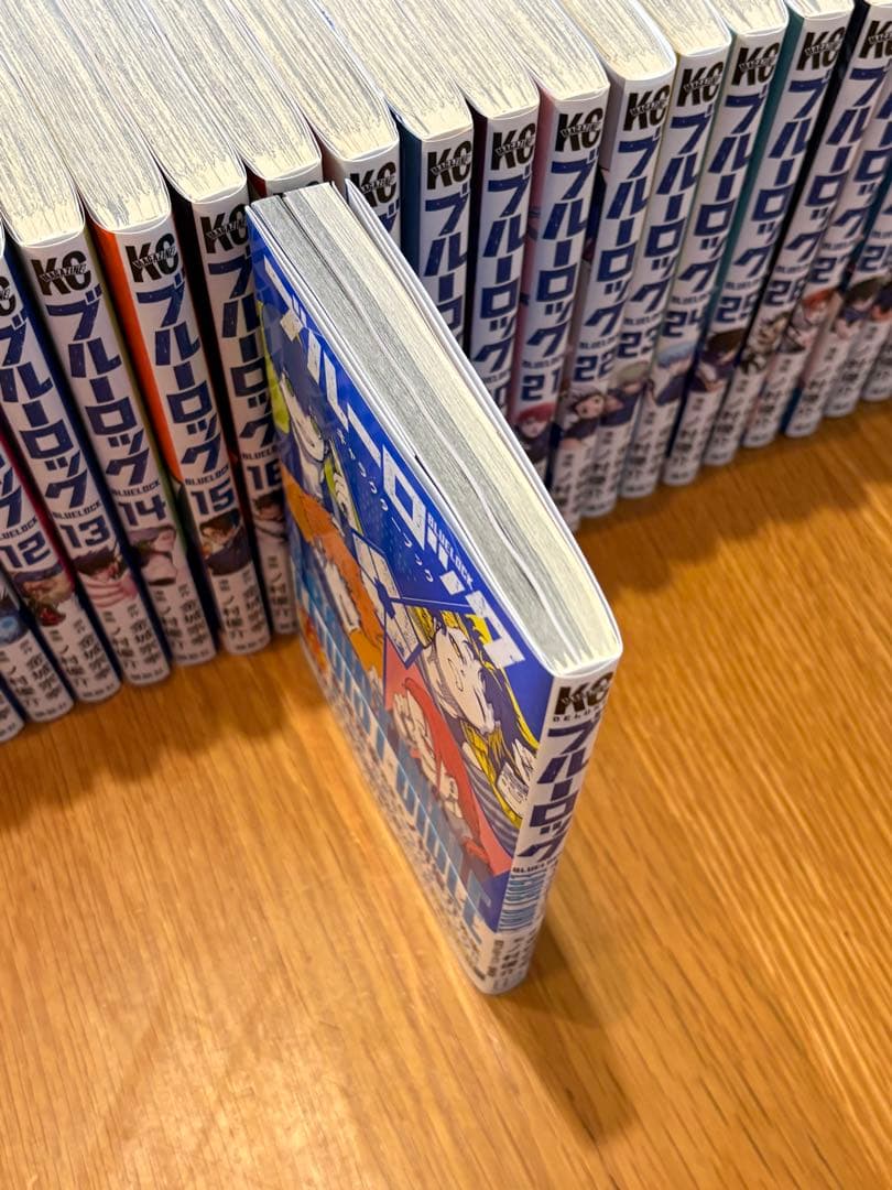 ブルーロック 1-32巻セット➕キャラクターブック『EGOIST BIBLE