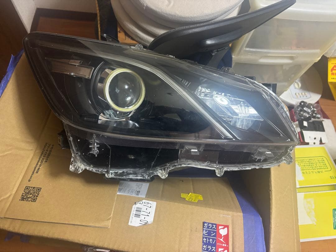 210クラウン前期　純正加工品ヘッドライト　左右セット　AFS付き 210系クラウン 前期 純正HID車用・AFS有り 純正ドレスアップヘッド