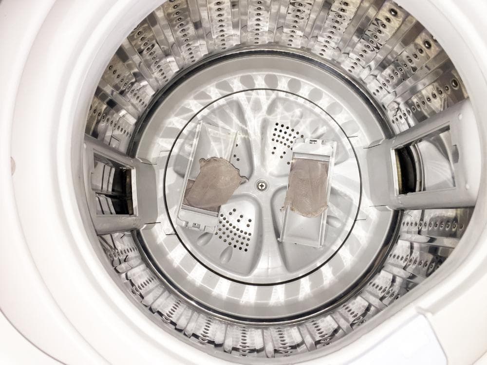 送料無料★美品 中古★Haier☆4.2kg☆全自動洗濯機【JW-K42H】