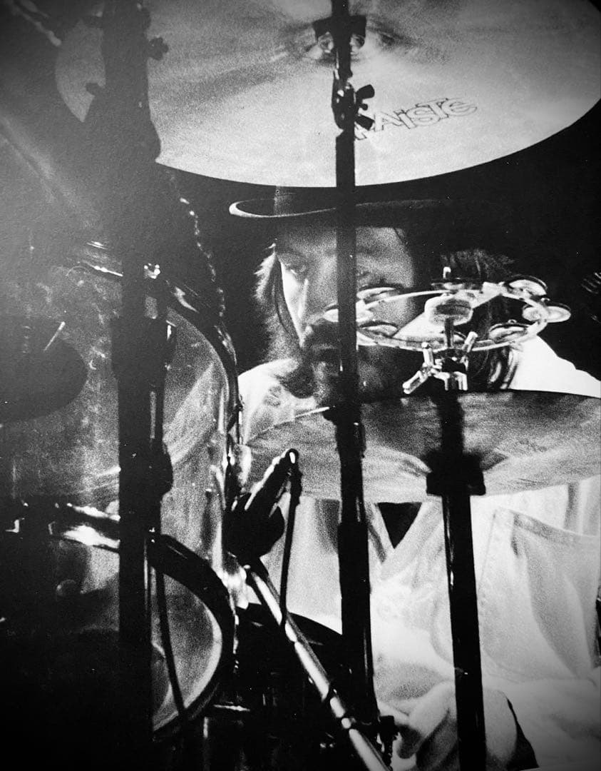 レッド・ツェッペリン貴重写真集LIVE DREAMS 著者サイン入り - メルカリ