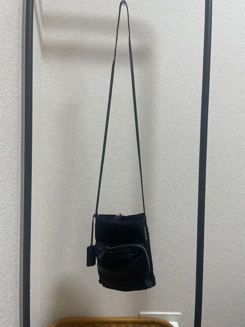 フェリージ　サコッシュ　19/56-DS ブラック