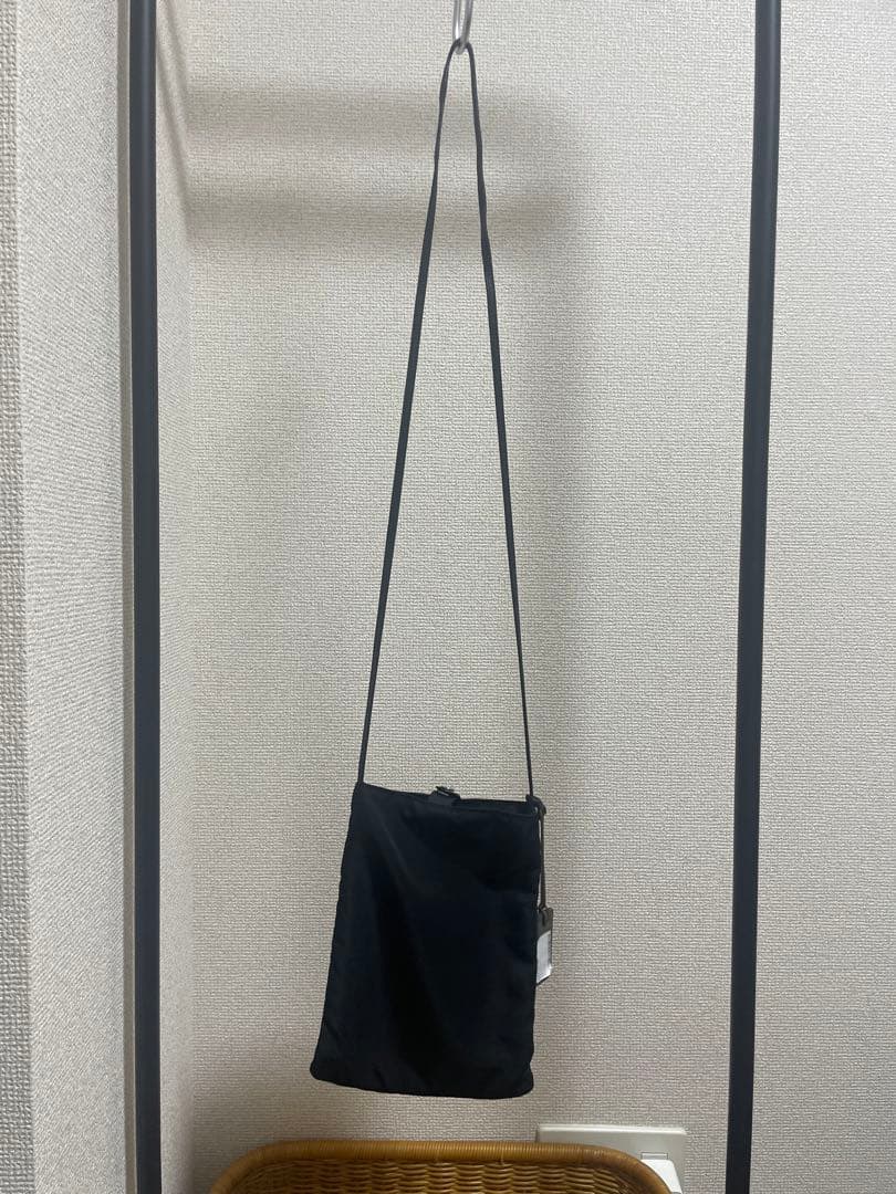 フェリージ　サコッシュ　19/56-DS ブラック