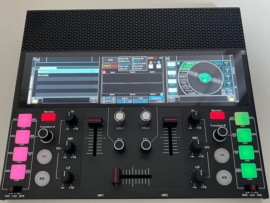 【新品同様】ミューシグナル FJ1 (Black) ポータブルDJマシン これ1台でDJプレイができる！A4サイズのポータブルDJマシン「FJ1