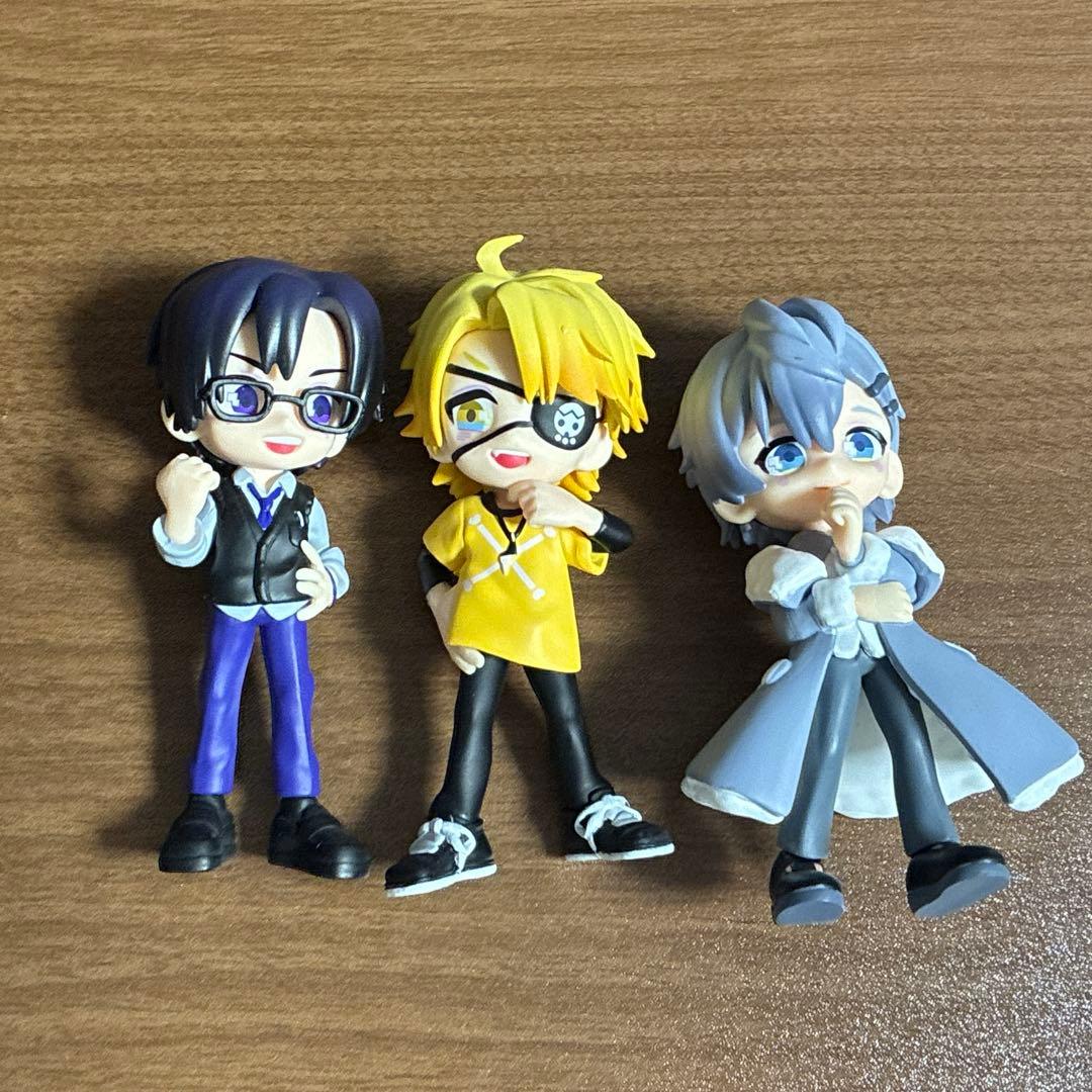 カラフルピーチ フィギュア 7人セット - メルカリ