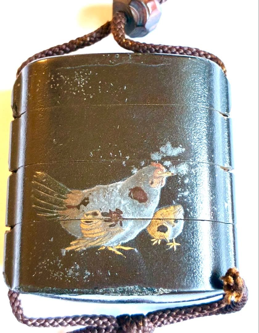 時代鷄蒔絵印籠 在銘