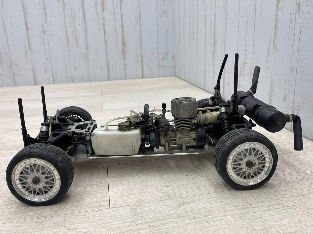 京商 1/8 アウディ クワトロ GS21 ラジコン エンジンカー シャーシ