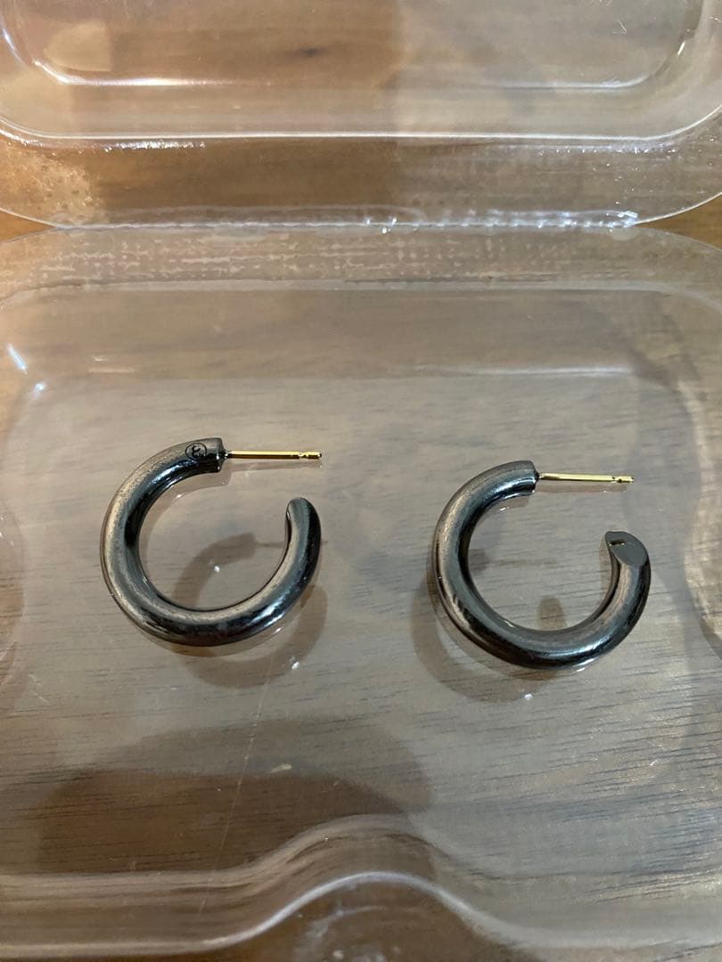 Careering Placebo 701 BK プラシーボ ピアス 常田大希