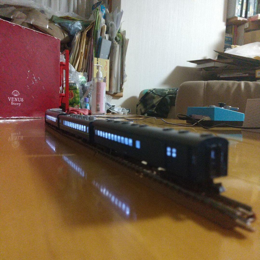 ◇KATOの室内灯つき/旧型客車 急行「かいもん」風 5両 オロ11、スハニ