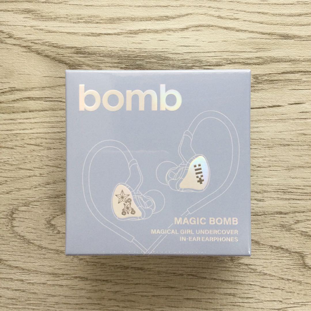 illit アイリット bomb イヤモニ風 イヤホン トレカ CD 未開封 - メルカリ