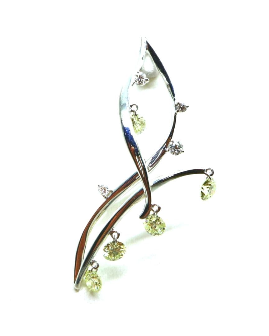 極上ダイヤ！超稀少！超激レアな天然イエローグリーン系のペンダント