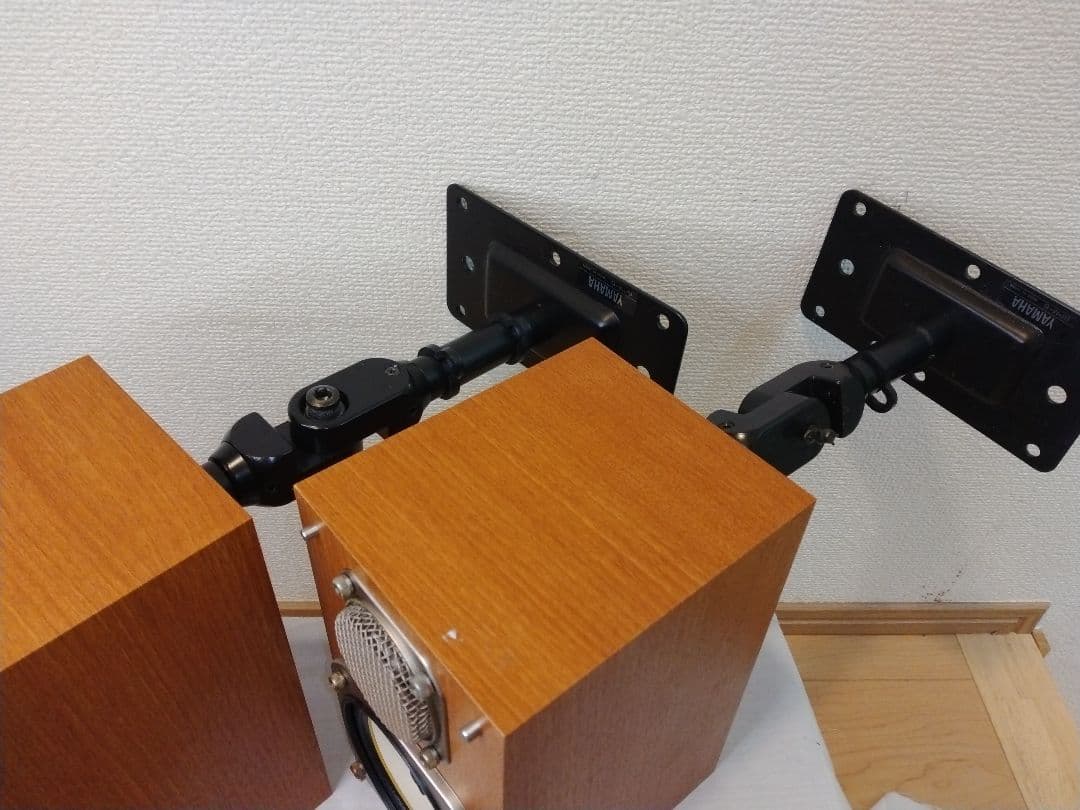 美品】YAMAHA NS-10MM 壁掛けブラケットSPM-5付 2個セット - メルカリ