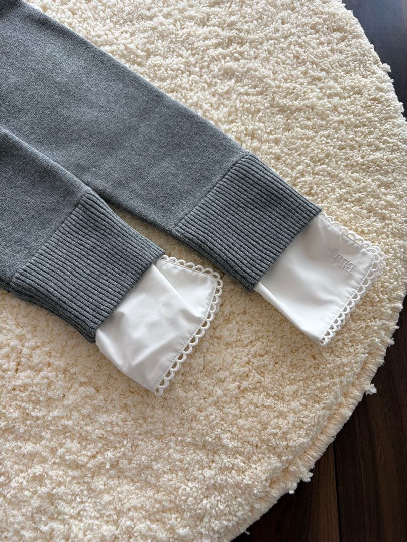 Bibiy. PATTY PILGRIM TOP グレー - メルカリ