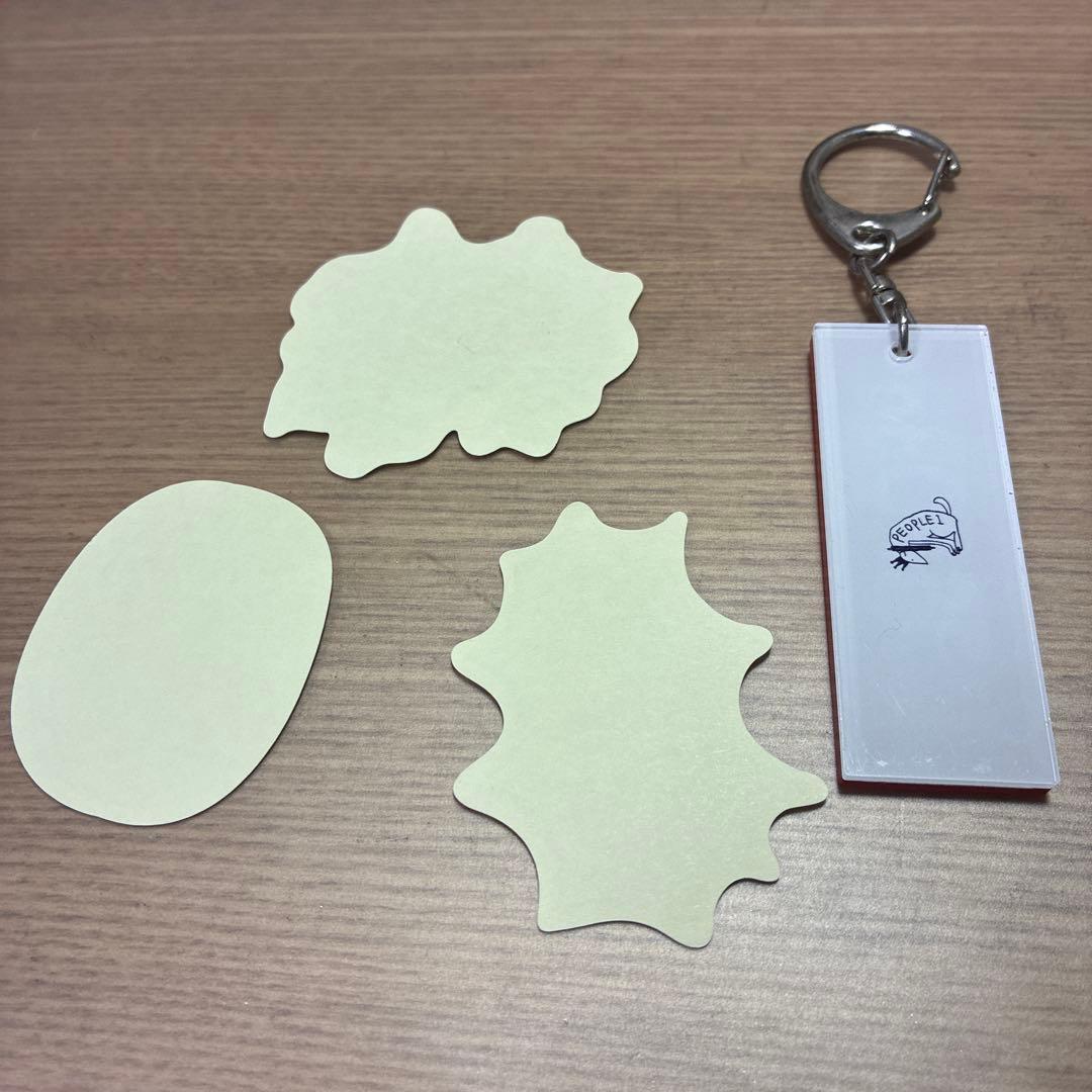 PEOPLE1 キーホルダーとステッカーセット - メルカリ